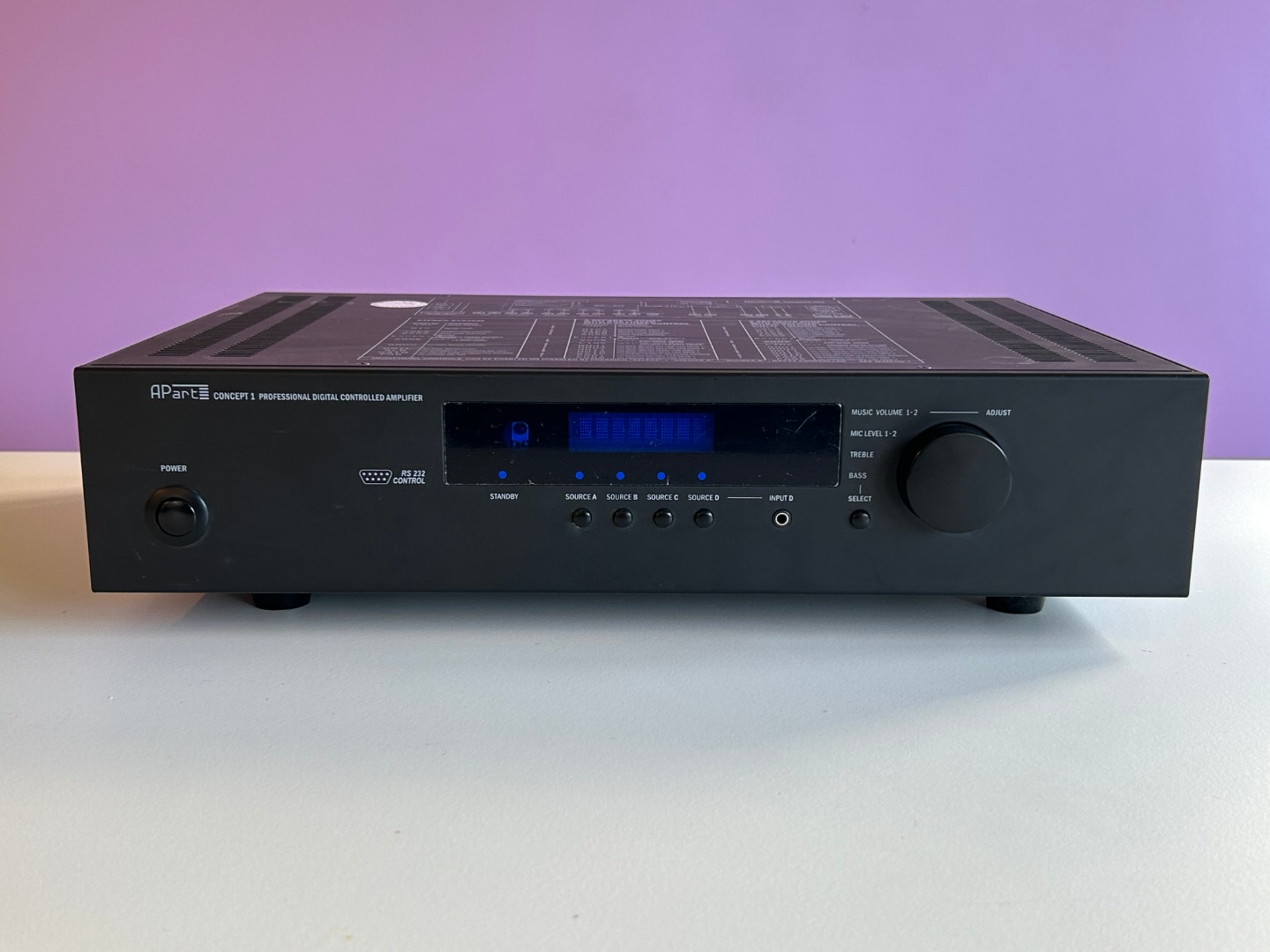 Apart Concept 1  stereo amfi